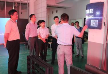 常州大學黨委浦玉忠、副校長芮國強，常州市政協(xié)副主席、三會會長顧森賢，常州市中小企業(yè)促進中心主任胥加祥等領導來我司參觀考察